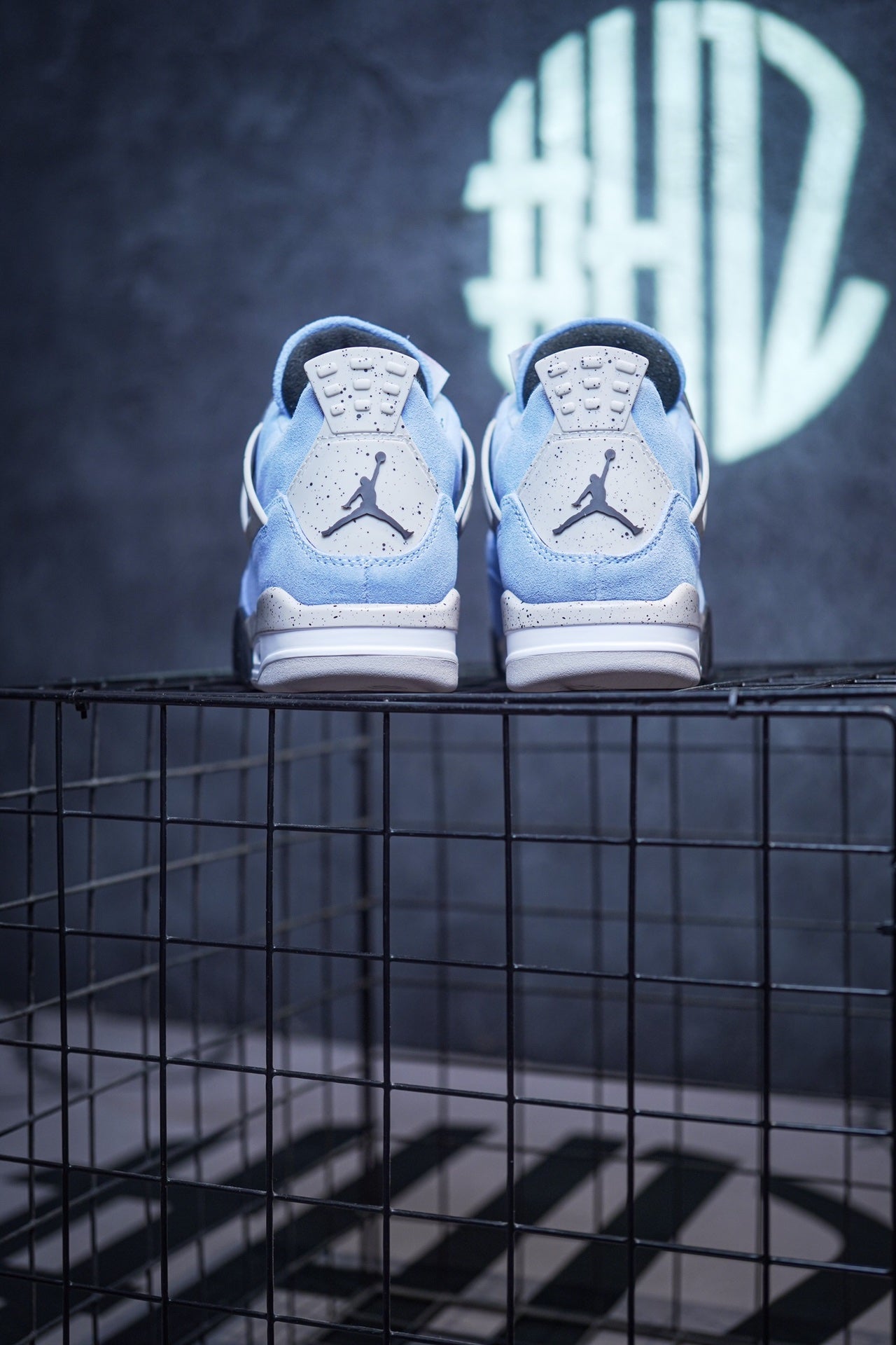Air Jordan 4 Retro "University Blue" Shoe