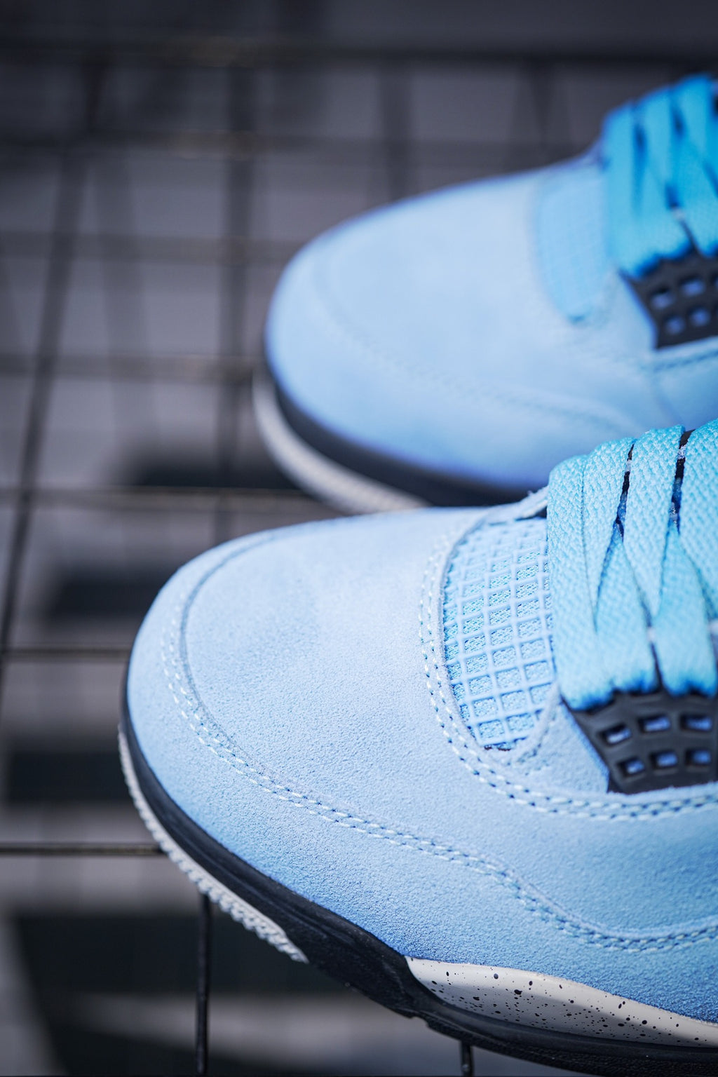 Air Jordan 4 Retro "University Blue" Shoe
