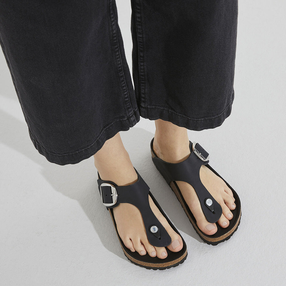 Birkenstock Women's Gizeh Big Buckle Oiled Leather in Black Sandals
