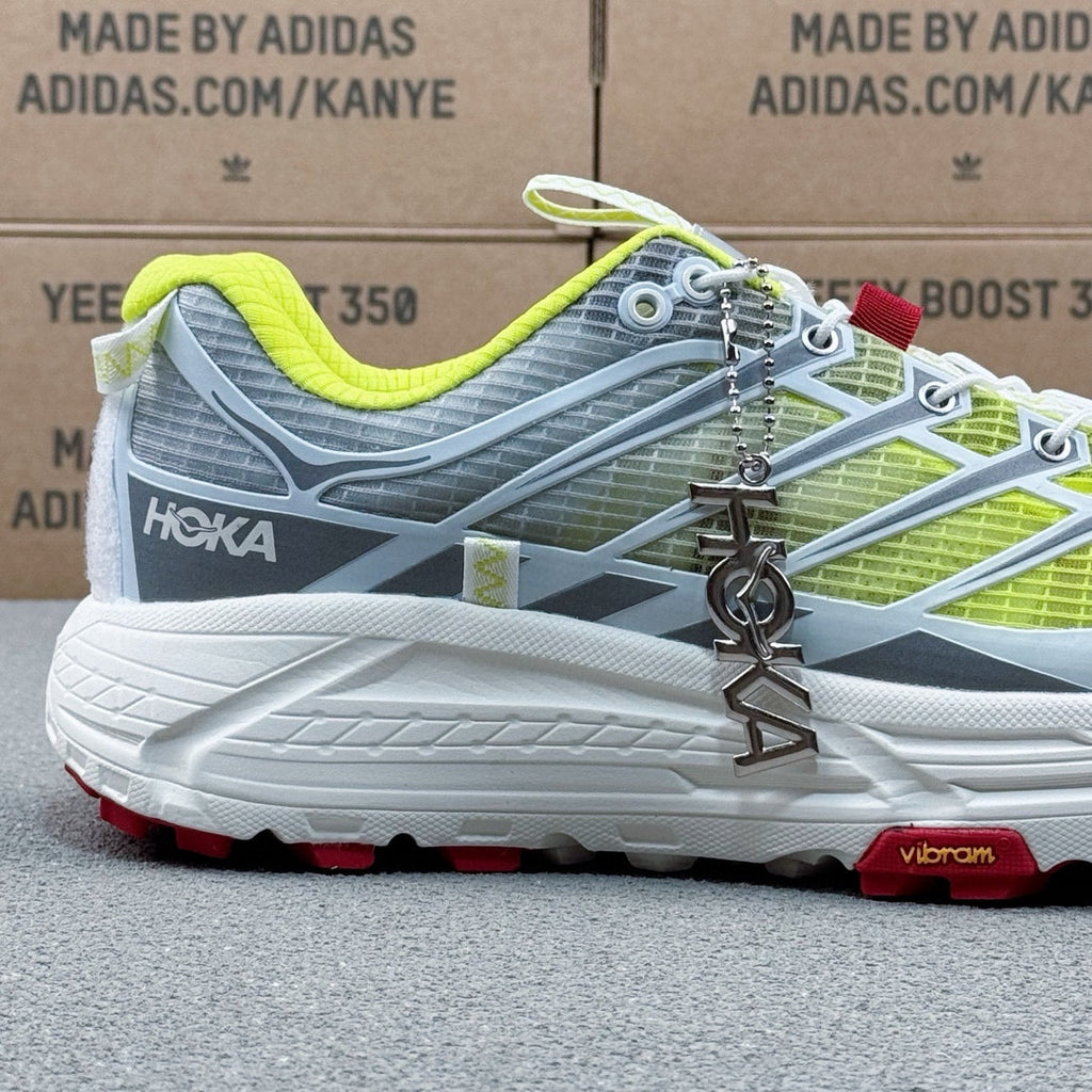Hoka Mafate Three2 Fluorescent | Gray