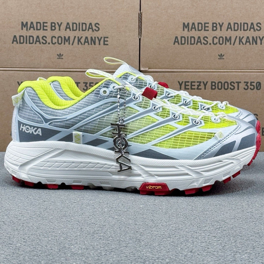 Hoka Mafate Three2 Fluorescent | Gray