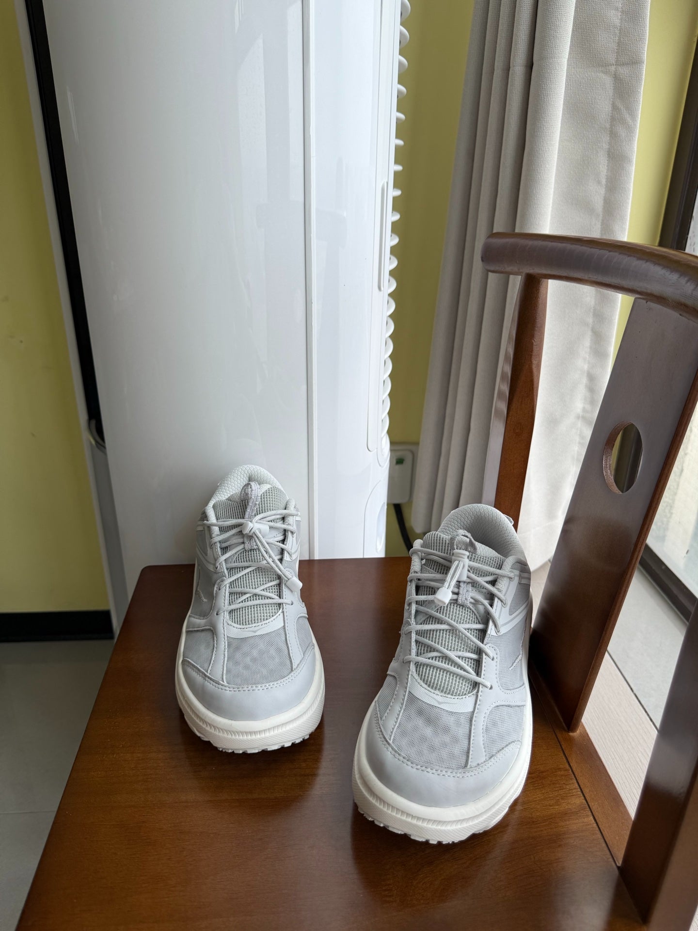 HOKA Bondi B3LS Cement Gray