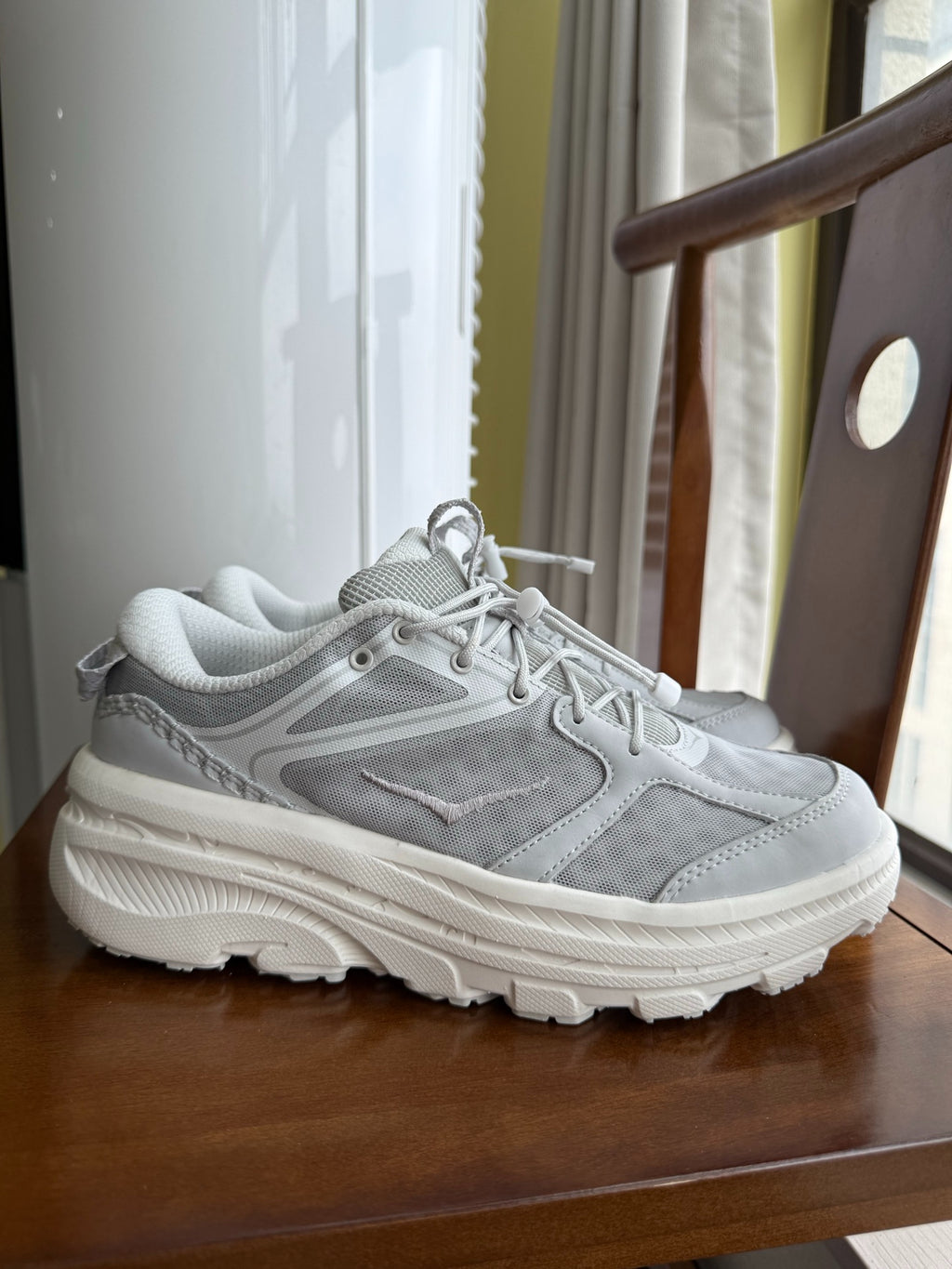 HOKA Bondi B3LS Cement Gray
