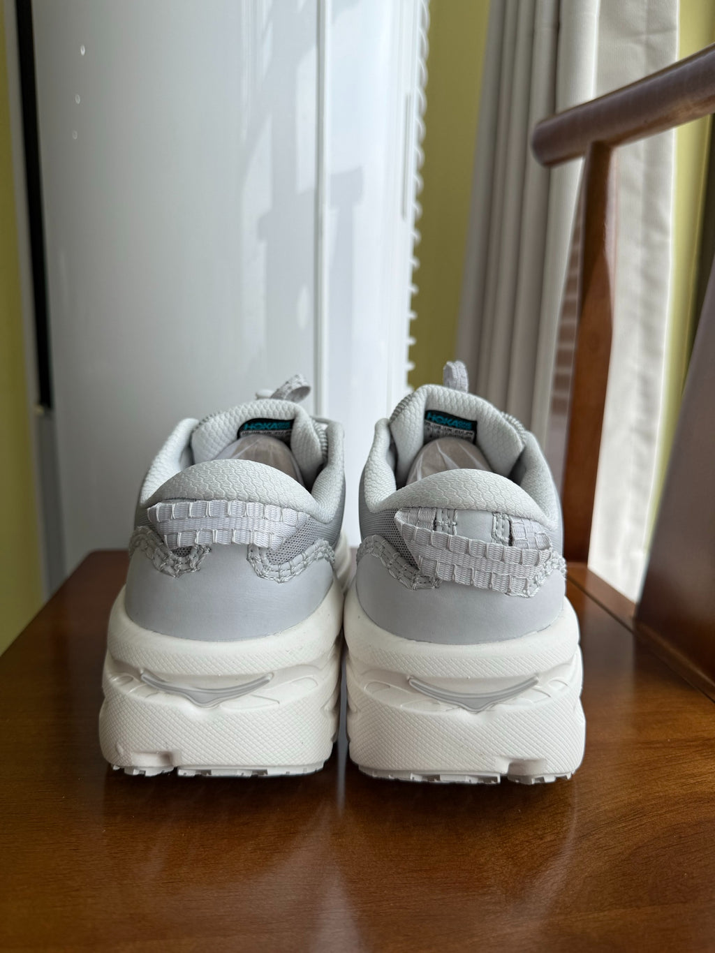 HOKA Bondi B3LS Cement Gray