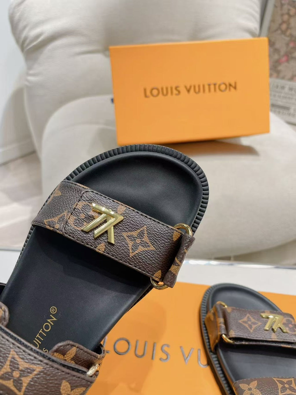 LV Sunset Comfort Flat  Sandals