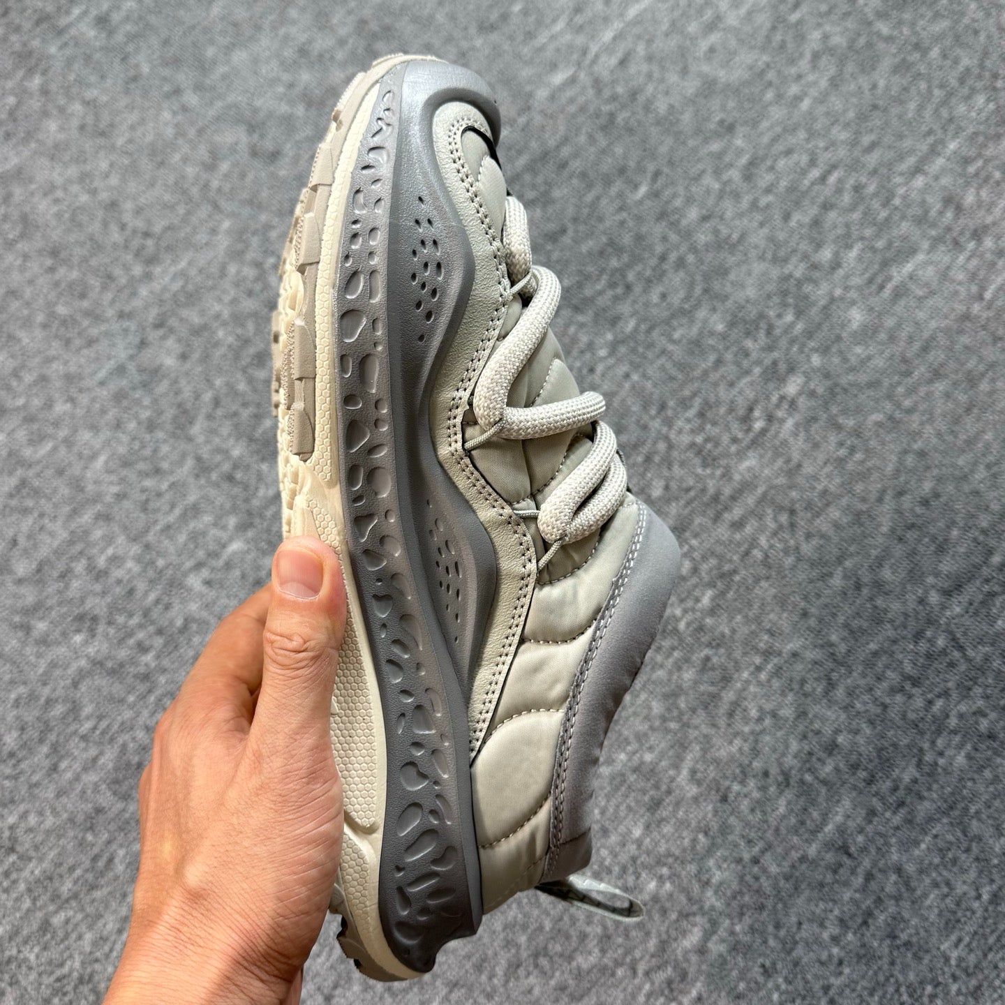 Hoka Ora Primo Oatmeal|Light Gray Shoe