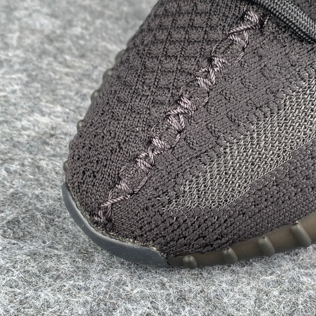 Yeezy Boost 350 V2 'Onyx'