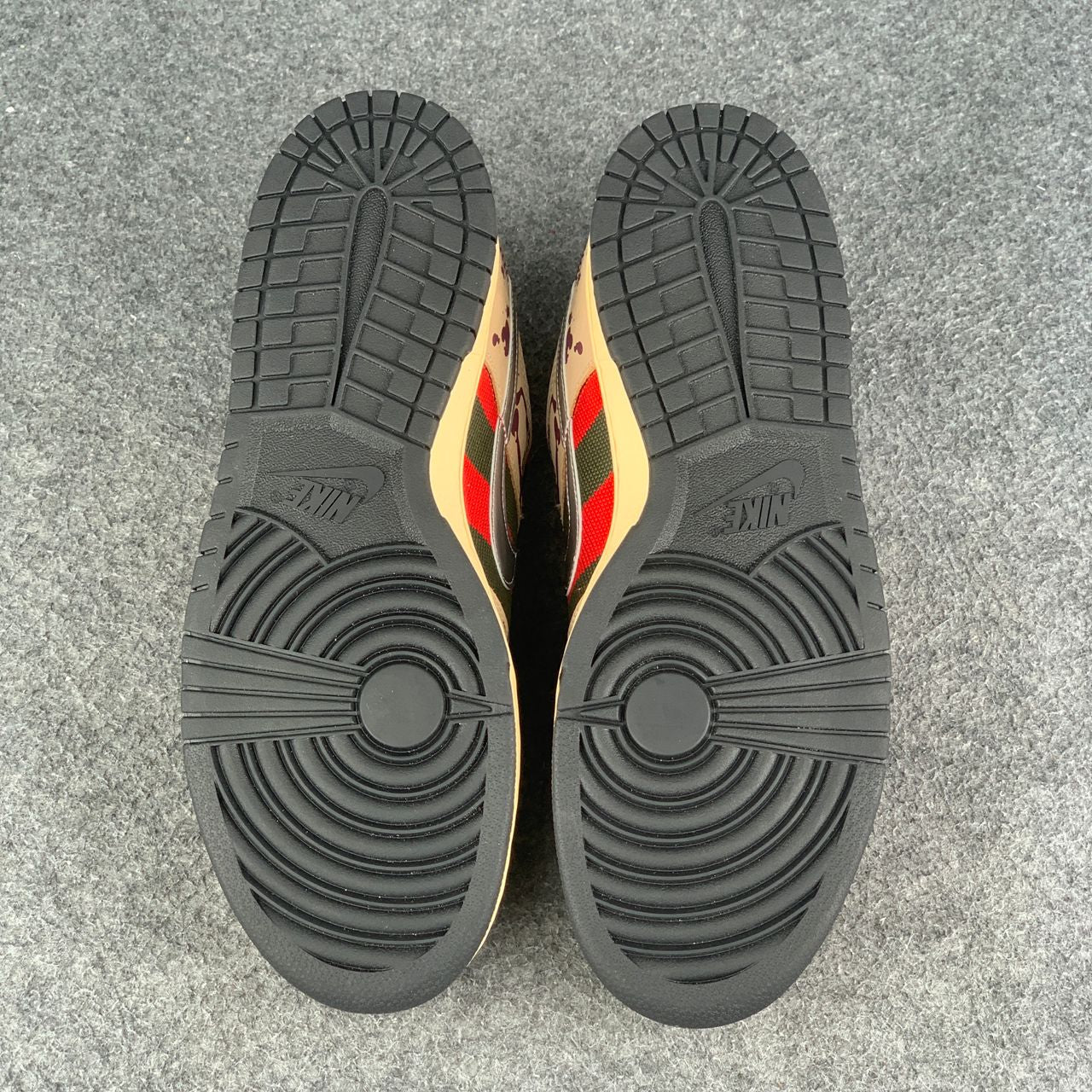 Dunk Low Pro SB 'Freddy Krueger' Shoe