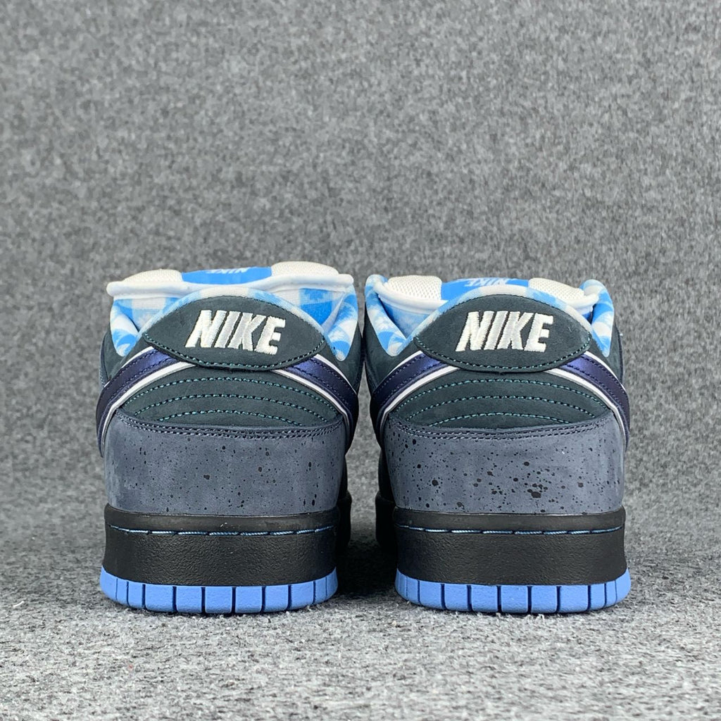NIKE DUNK SB LOW BLUE LOBSTER Shoe