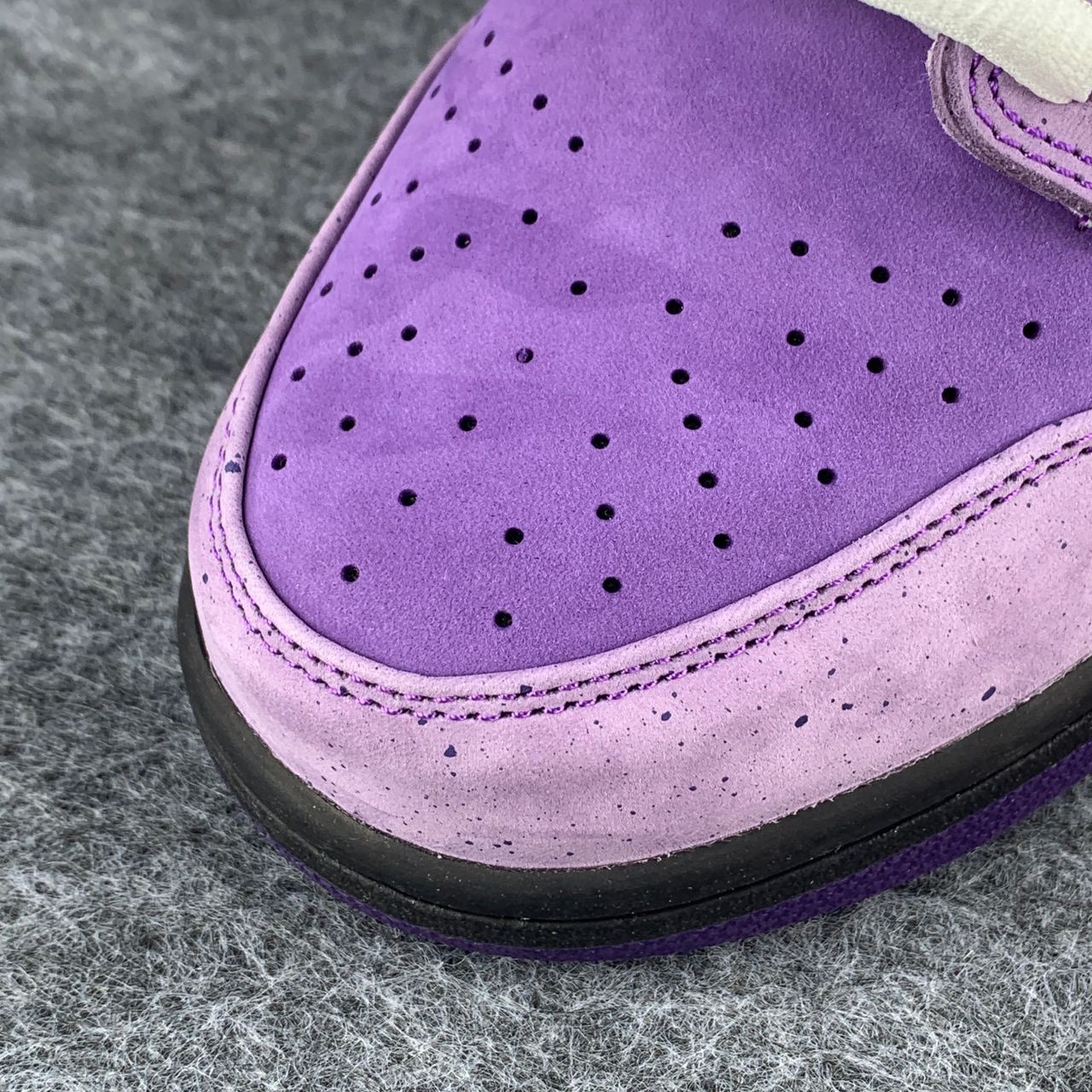 Concepts x Dunk Low SB 'Purple Lobster' Shoe