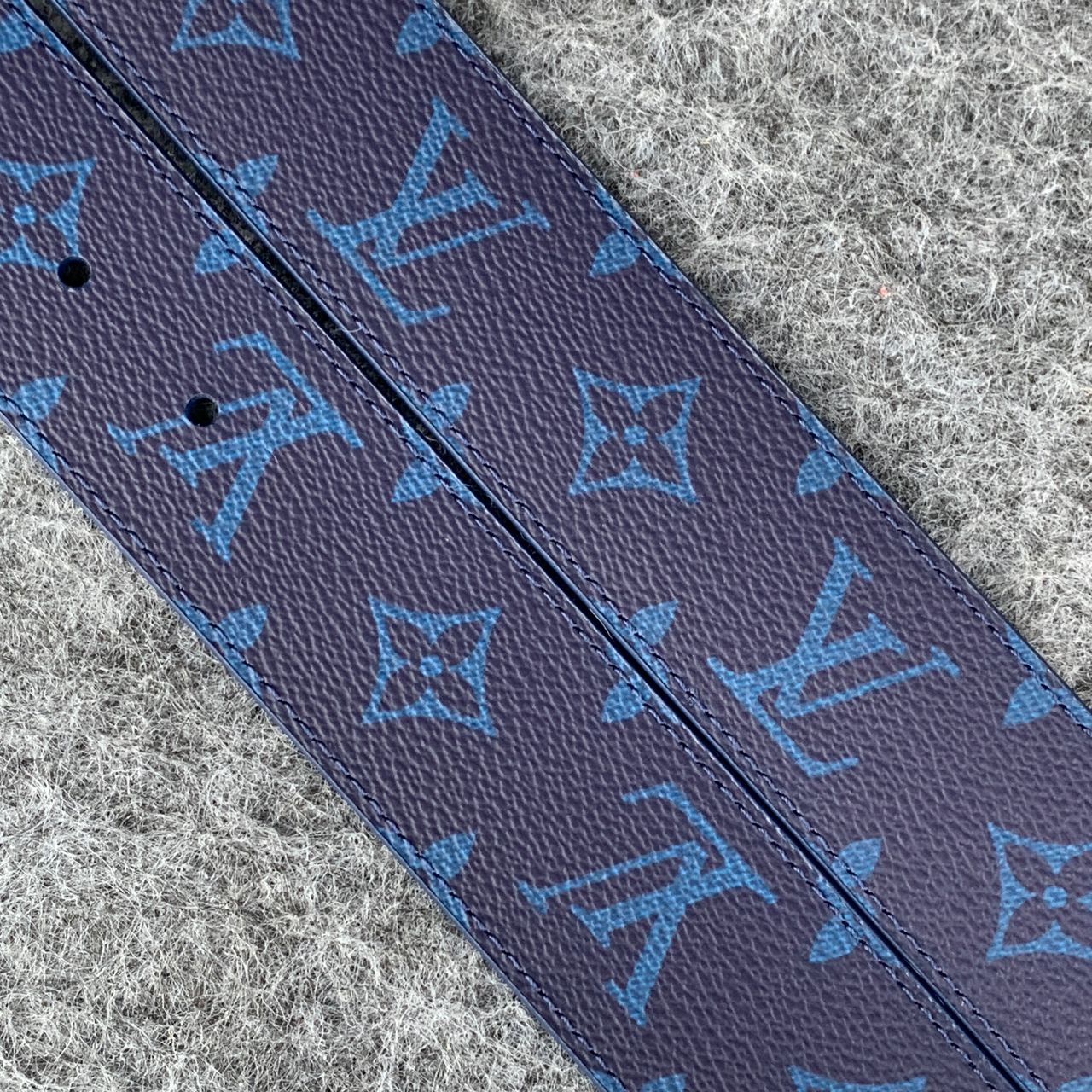 LV Initials 40mm Reversible Belt 'Blue'