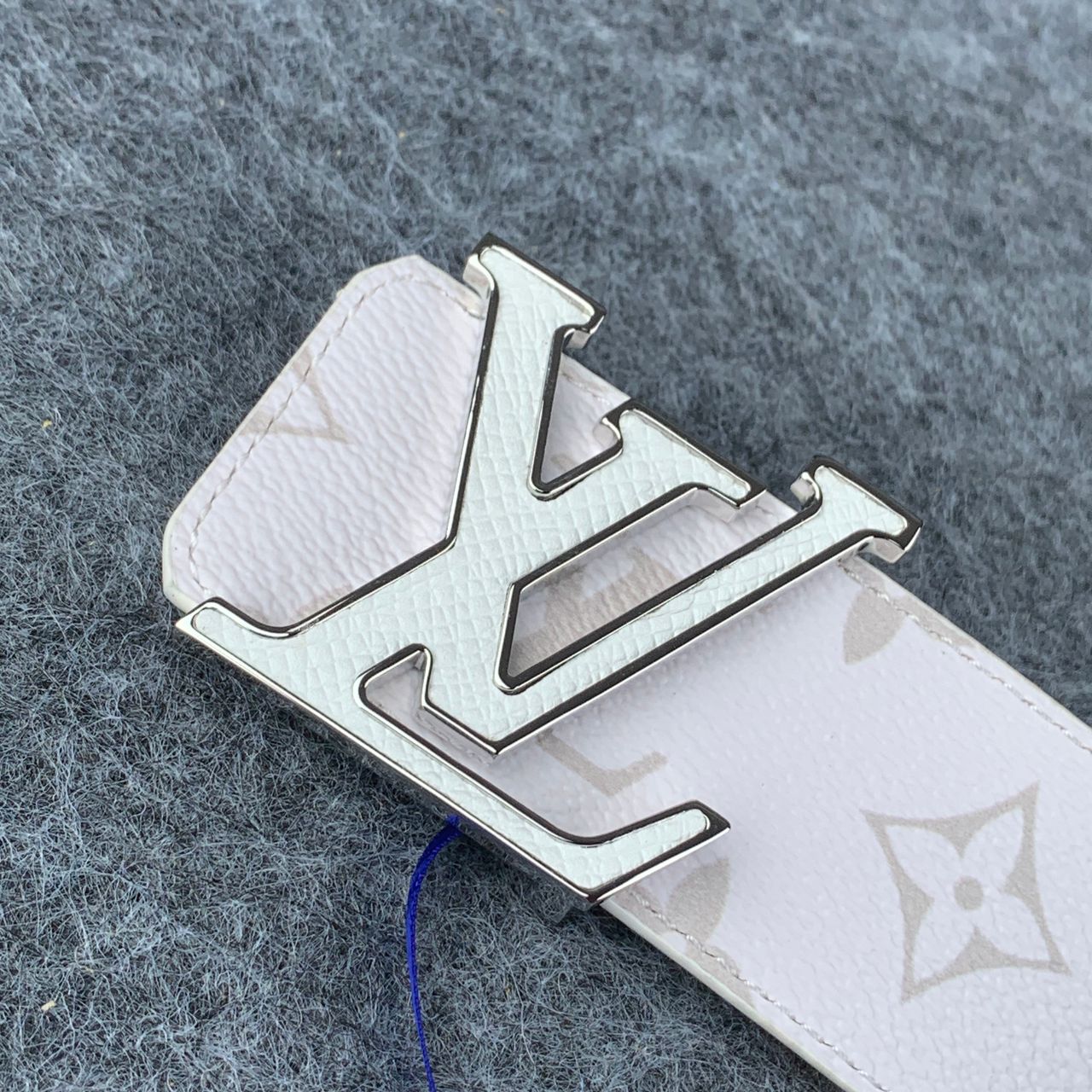 LV Initiales 40mm Reversible Belt 'White'