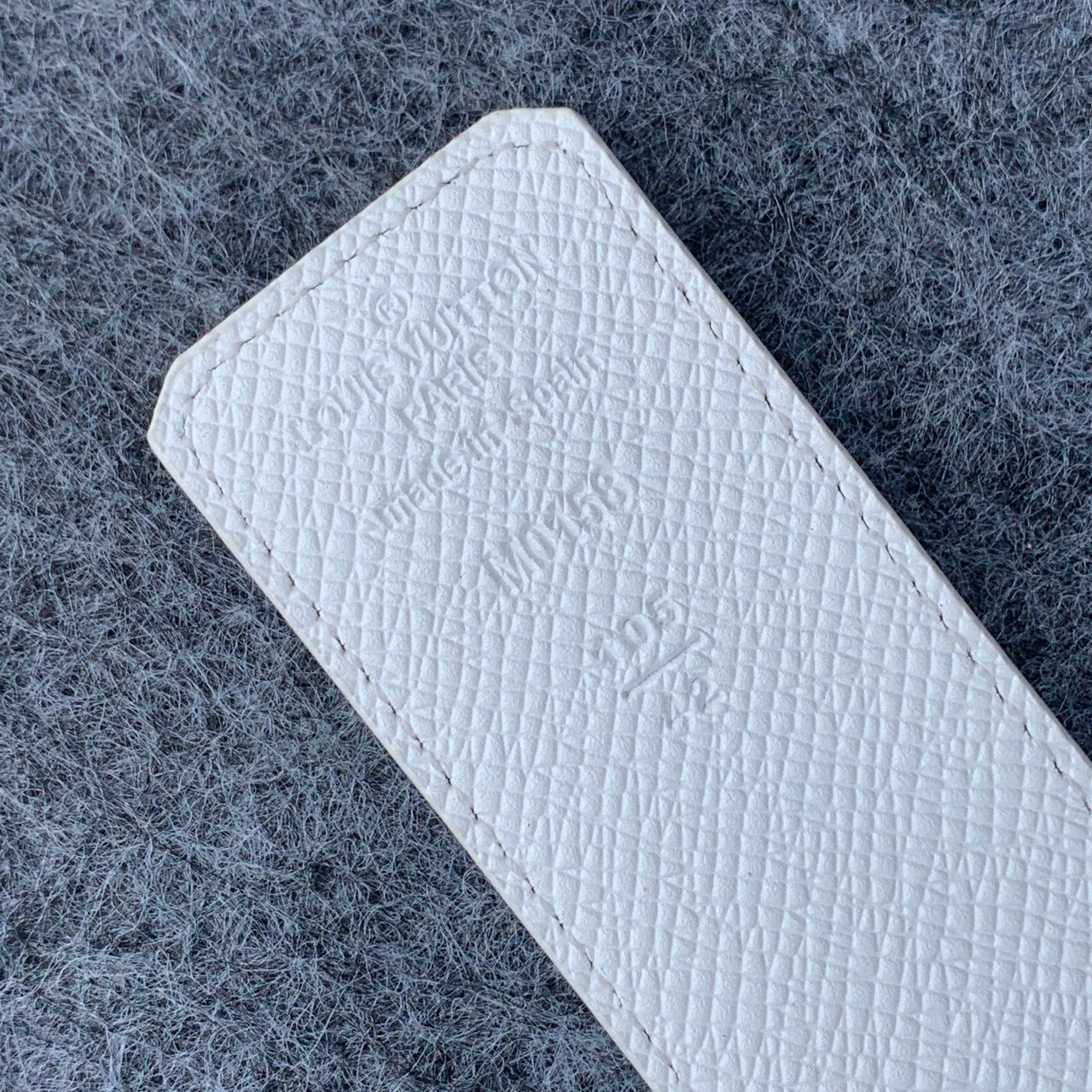 LV Initiales 40mm Reversible Belt 'White'