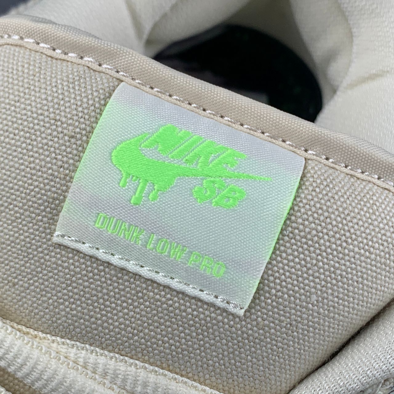 Dunk Low SB 'Mummy' Shoe