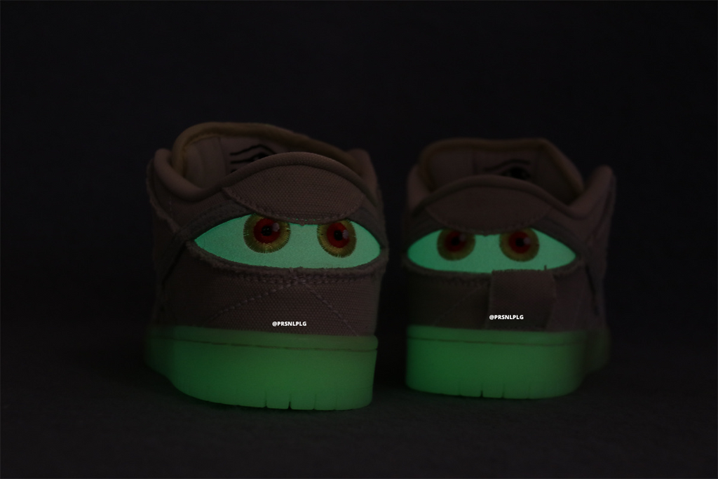 Dunk Low SB 'Mummy' Shoe