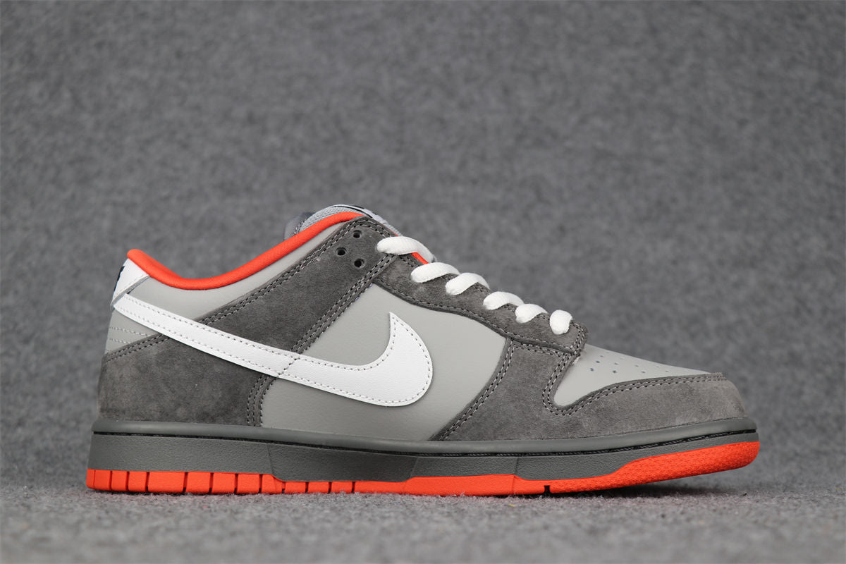 Jeff Staple x Dunk Low Pro SB 'Pigeon' Shoe