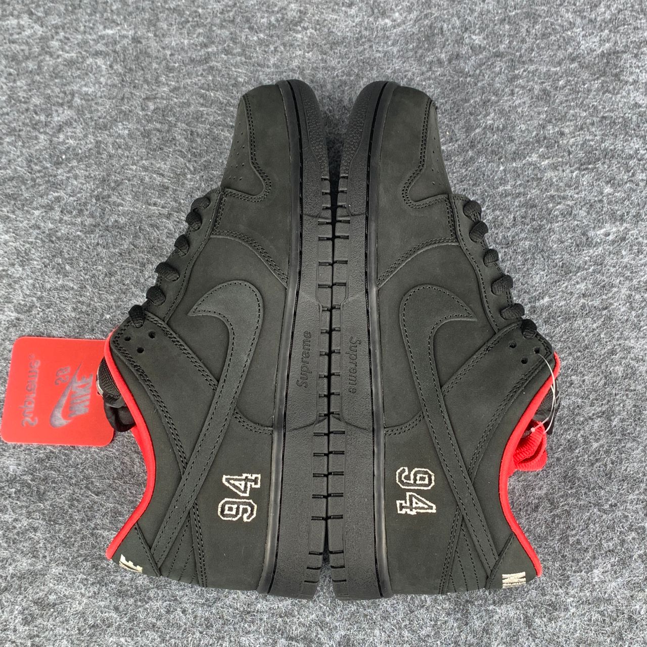 Supreme x Nike Dunk Low SB 'Black' Shoe