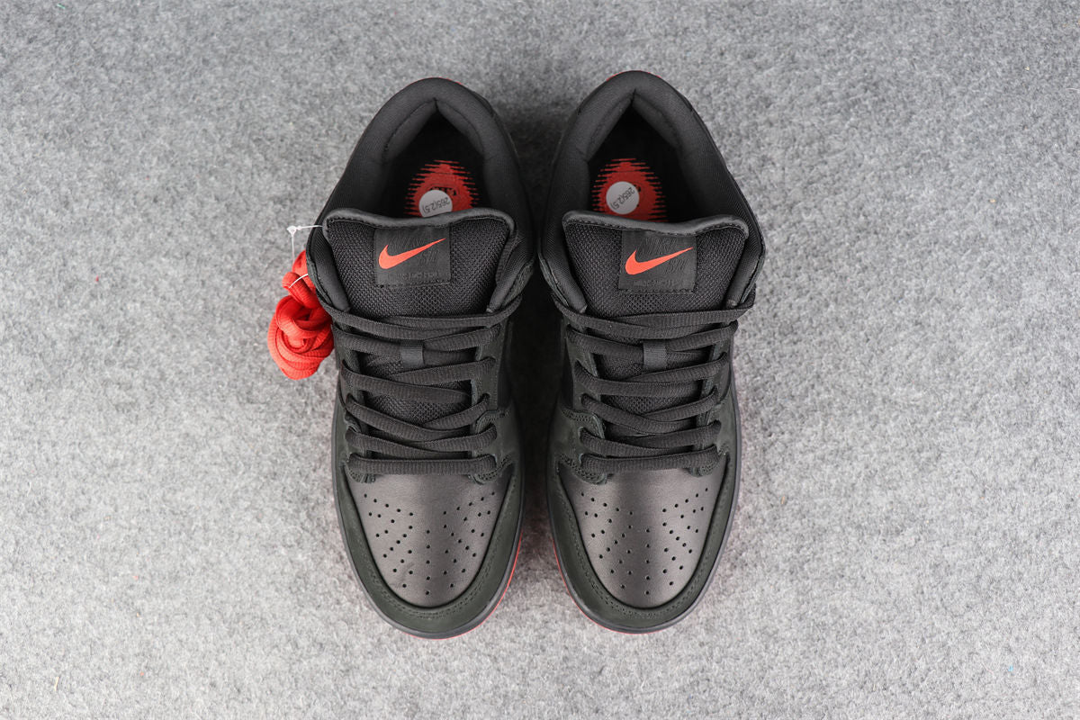 Jeff Staple x Nike Dunk Low Pro SB 'Black Pigeon' Shoe