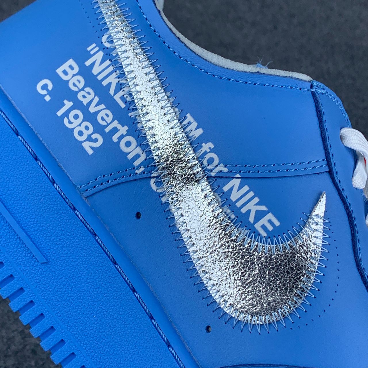 Off-White x Air Force 1 Low '07 'MCA' Shoe