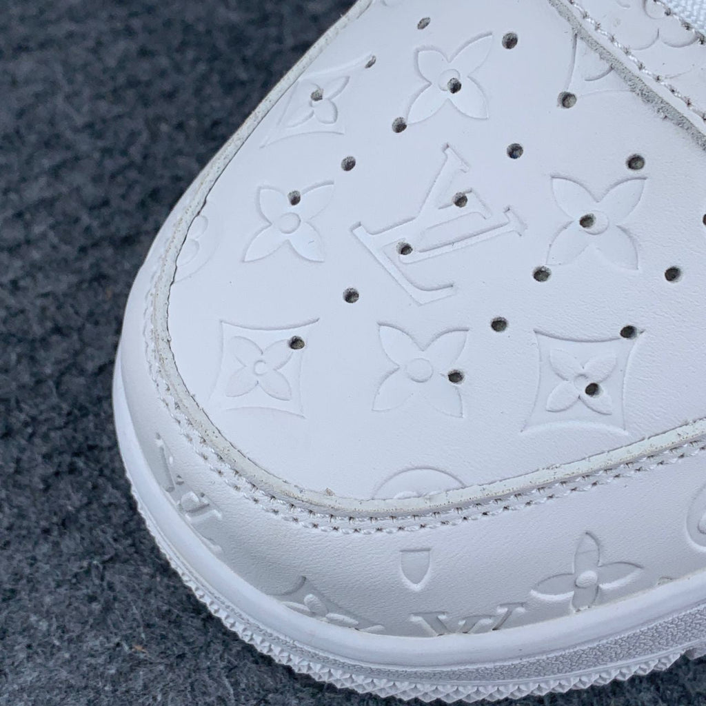 LV Air Force 1 Low 'Triple White'