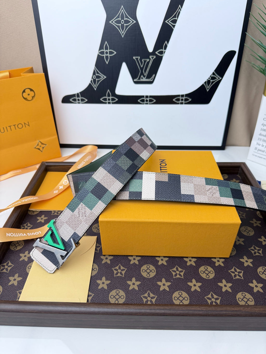 Louis Vuitton LV Initiales Damoflage 40mm Reversible Men's Belt